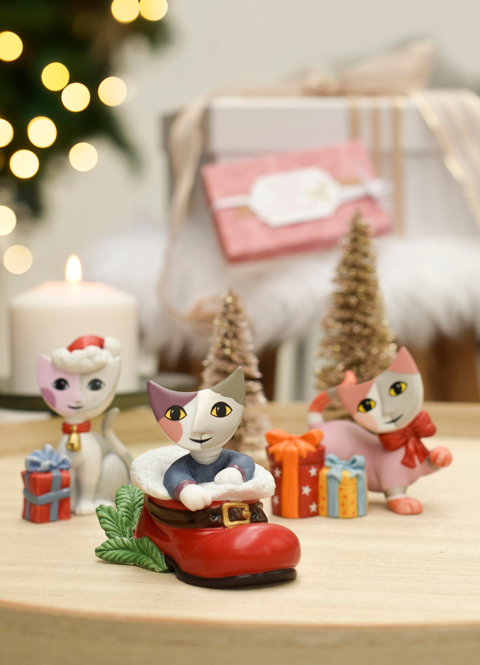 Goebel Rosina Pino Christmas cat - RW