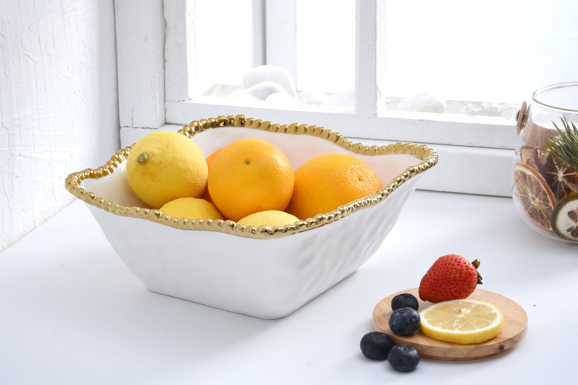 Pampa Bay Golden Salerno Medium Square Salad Bowl