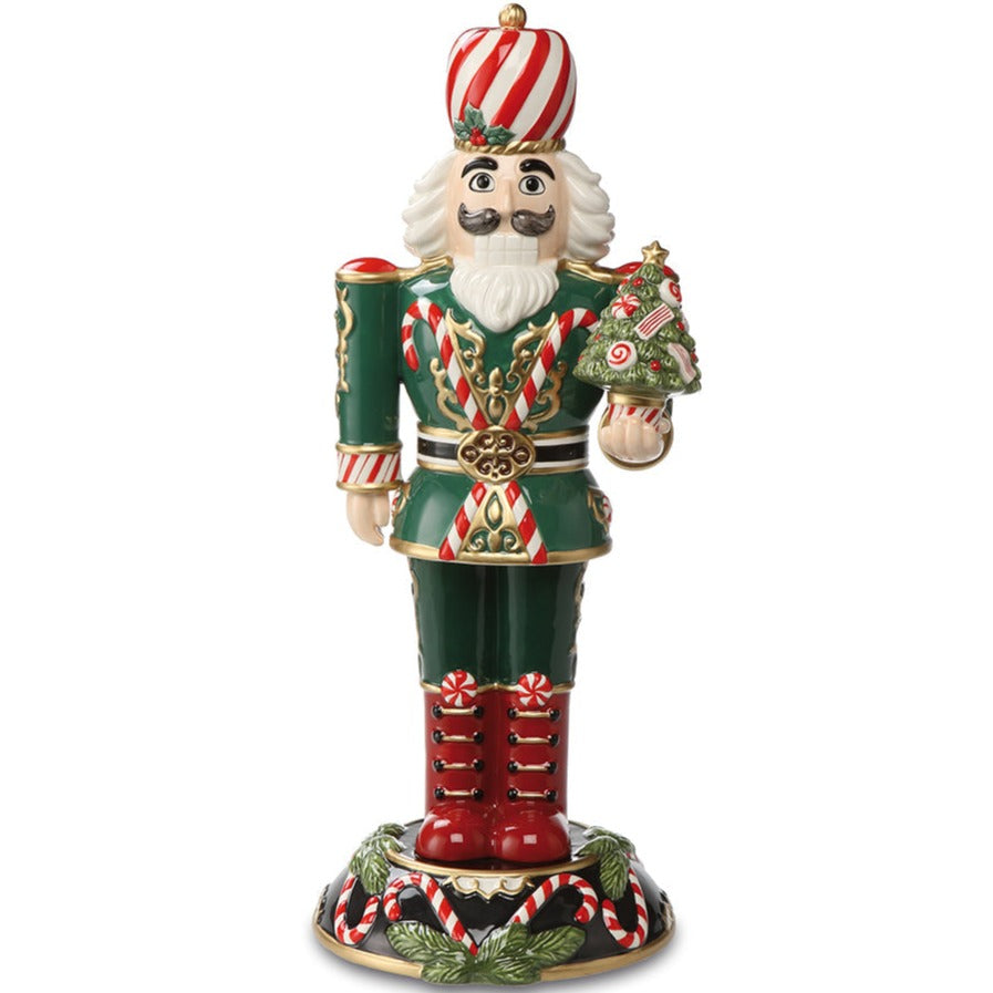 Goebel Nutcracker with tree - XM/FF