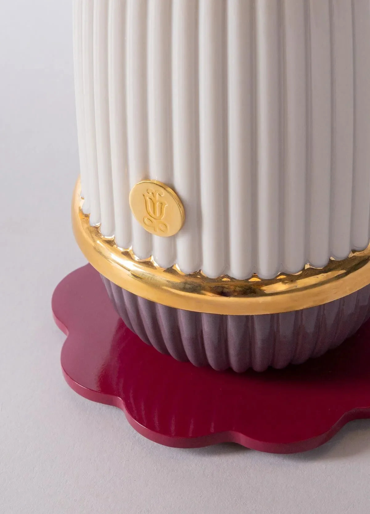 Lladro Kokeshi Wireless Lamp - Cream-Goviers