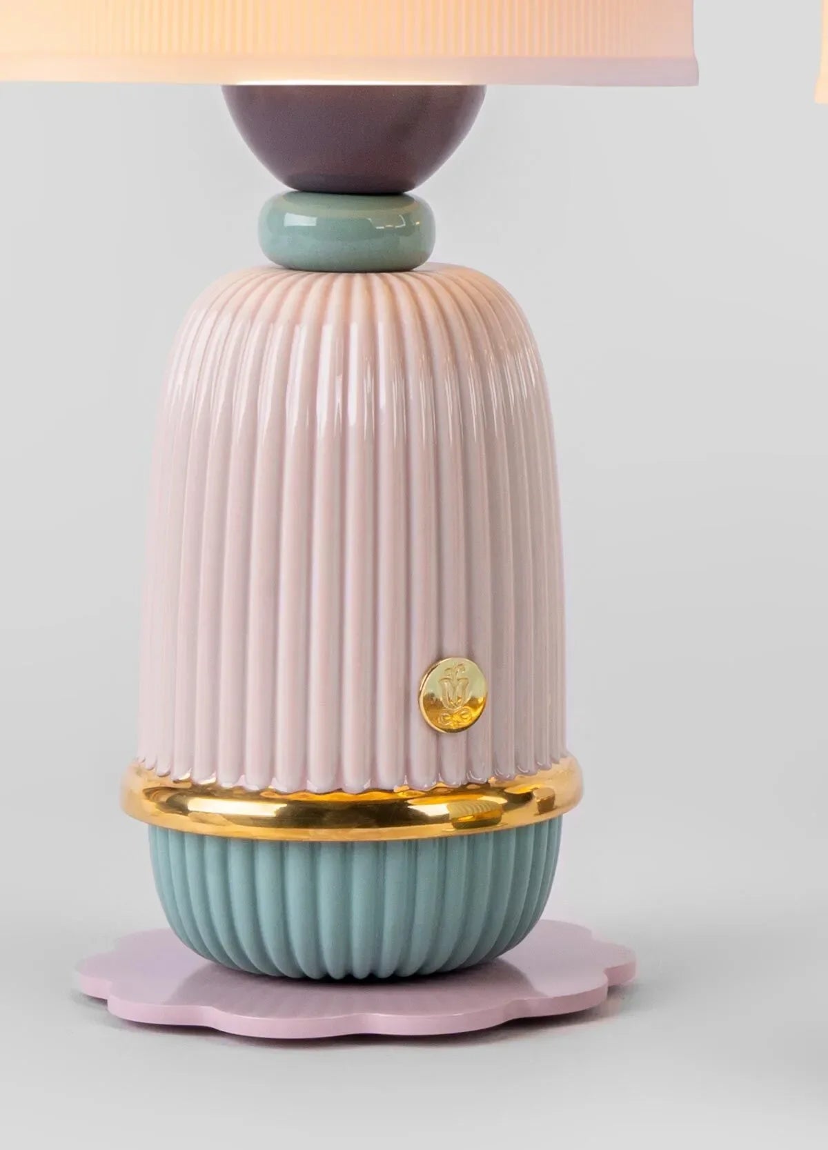 Lladro Kokeshi Wireless Lamp - Pink-Goviers